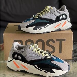 Women’s Yeezy Boot 700 wave runner